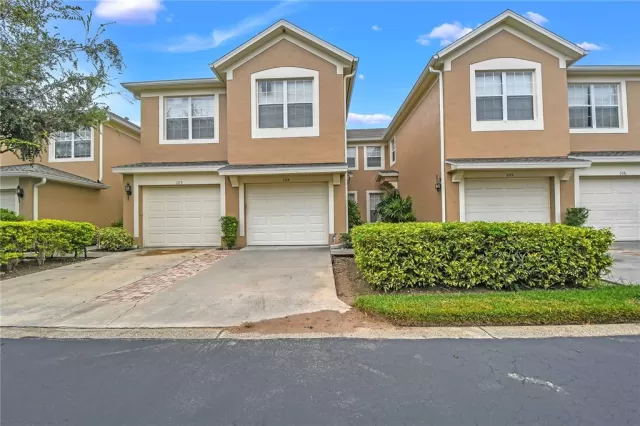 MLS: O6149343 Condo For Sale