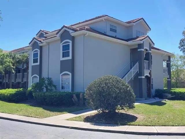 MLS: O6149384 Condo For Sale