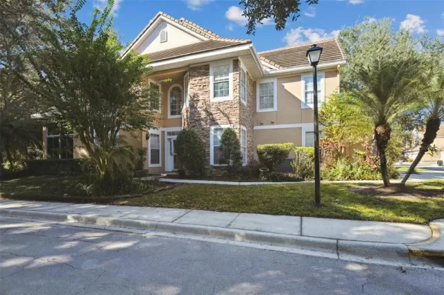MLS: O6149542 Condo For Sale