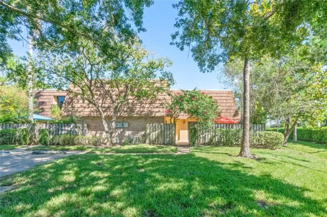 MLS: O6150037 Condo For Sale
