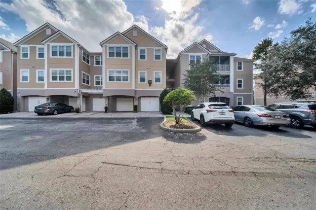 MLS: O6150167 Condo For Sale