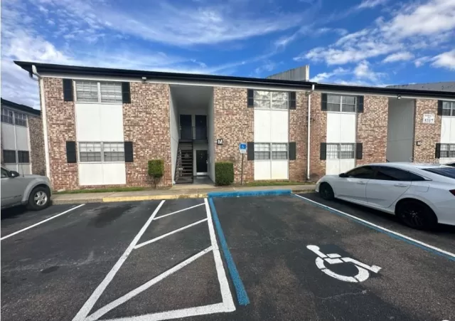 MLS: O6150329 Condo For Sale