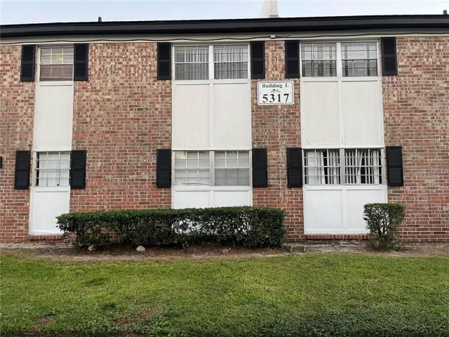 MLS: O6151028 Condo For Sale