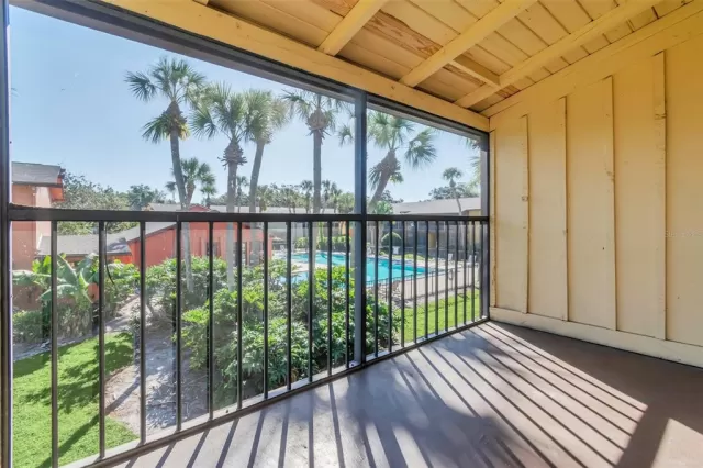 MLS: O6151387 Condo For Sale