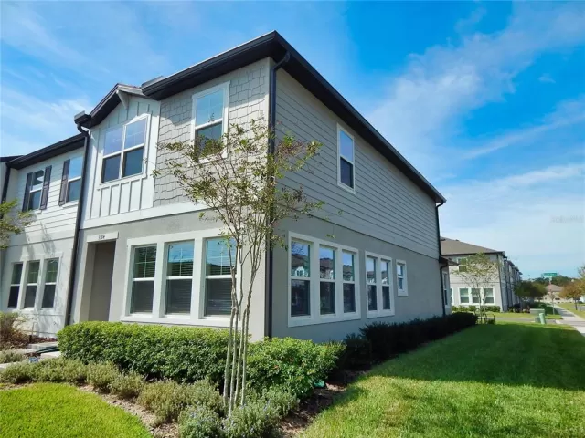 MLS: O6151849 Condo For Sale