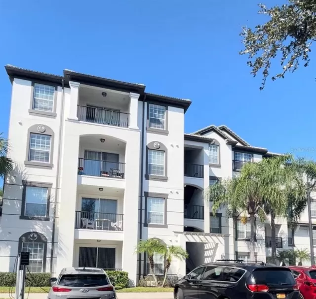 MLS: O6152462 Condo For Sale