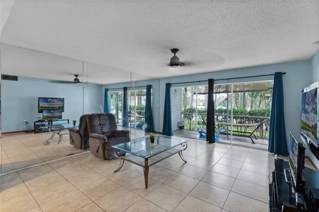 MLS: O6153541 Condo For Sale