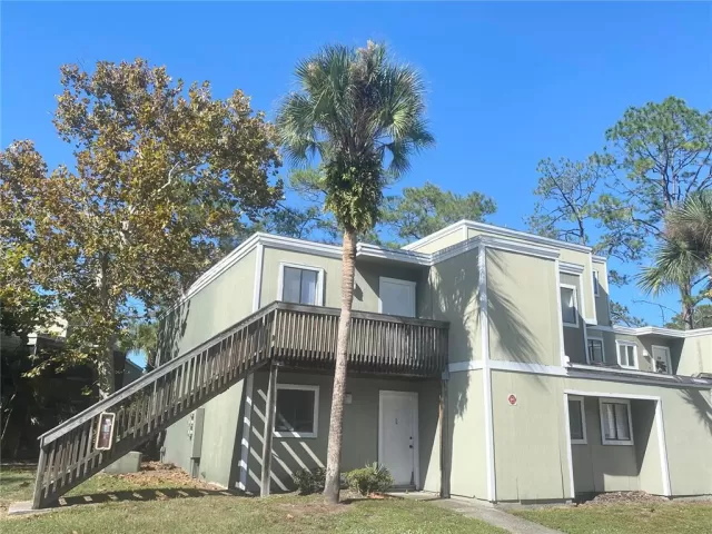 MLS: O6153813 Condo For Sale