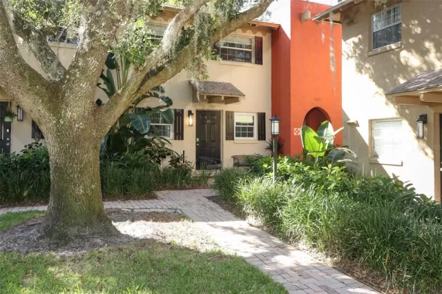 MLS: O6153853 Condo For Sale