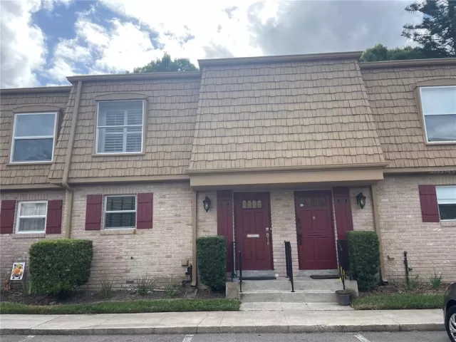 MLS: O6153883 Condo For Sale