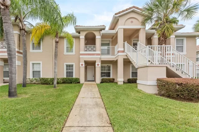 MLS: O6154157 Condo For Sale