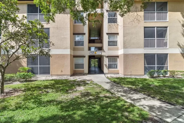 MLS: O6154181 Condo For Sale