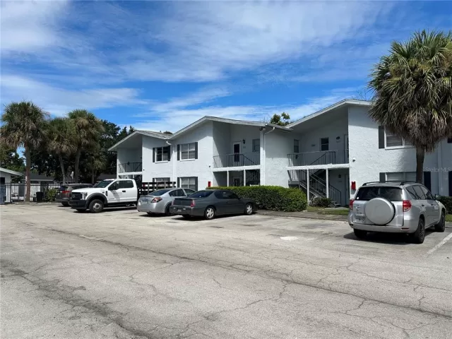 MLS: O6154228 Condo For Sale