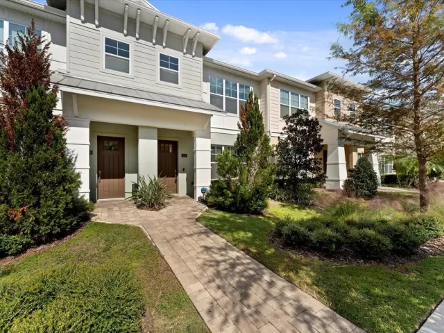 MLS: O6154469 Condo For Sale