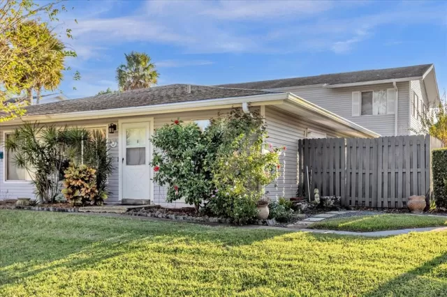 MLS: O6155637 Condo For Sale