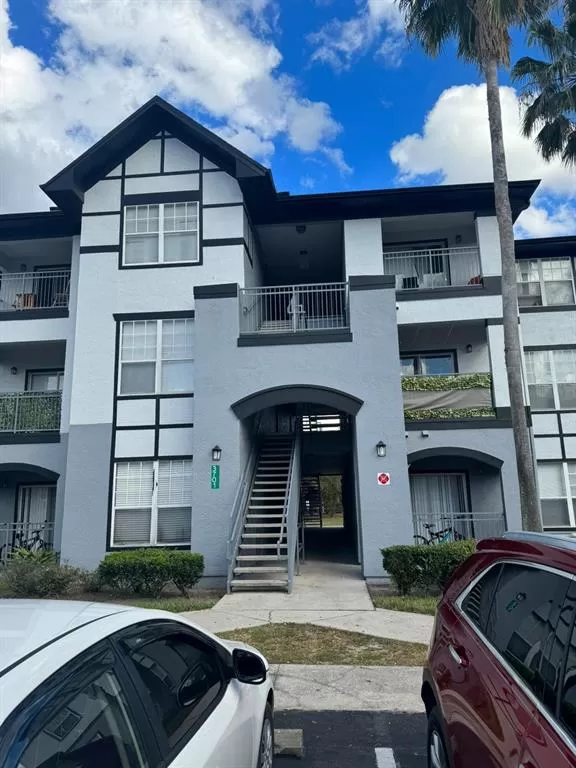 MLS: O6155673 Condo For Sale