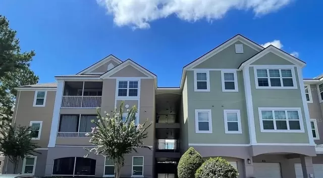 MLS: O6155703 Condo For Sale