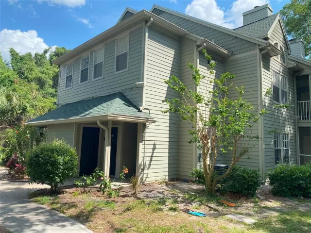MLS: O6155787 Condo For Sale