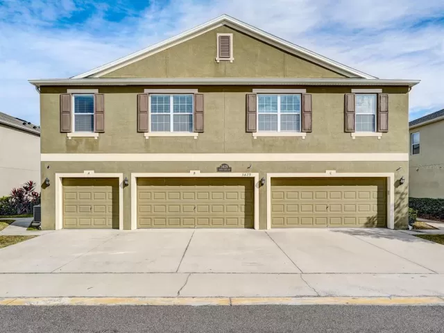 MLS: O6156614 Condo For Sale