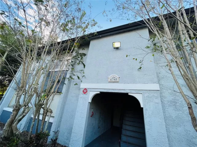 MLS: O6156641 Condo For Sale