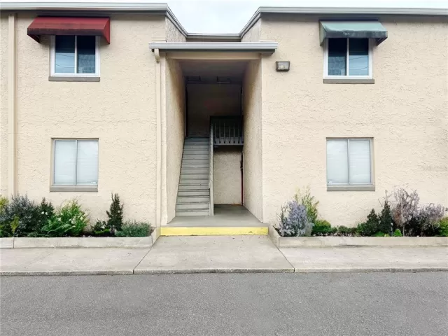 MLS: O6156960 Condo For Sale