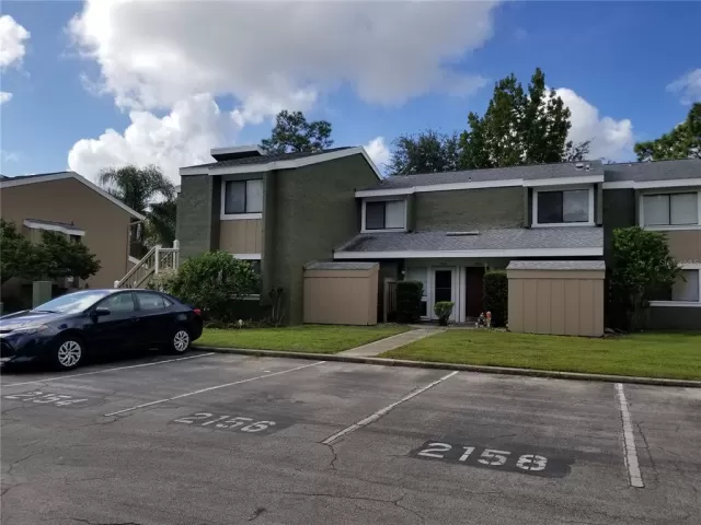 MLS: O6157006 Condo For Sale