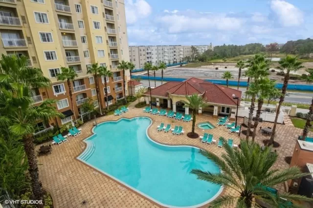 MLS: O6157911 Condo For Sale