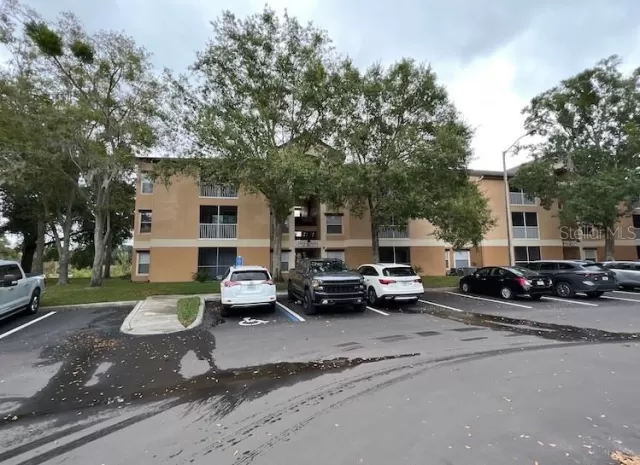 MLS: O6158187 Condo For Sale
