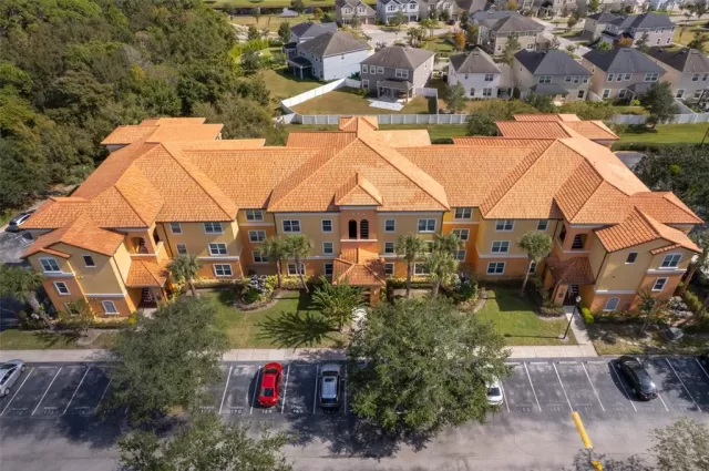 MLS: O6158265 Condo For Sale