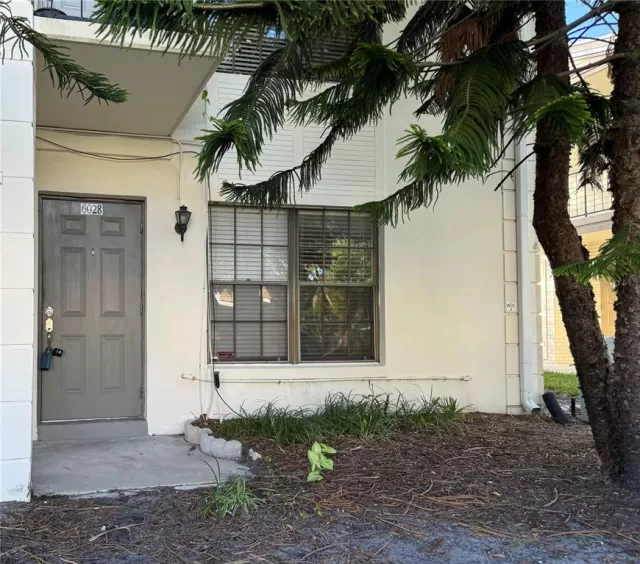 MLS: O6159834 Condo For Sale