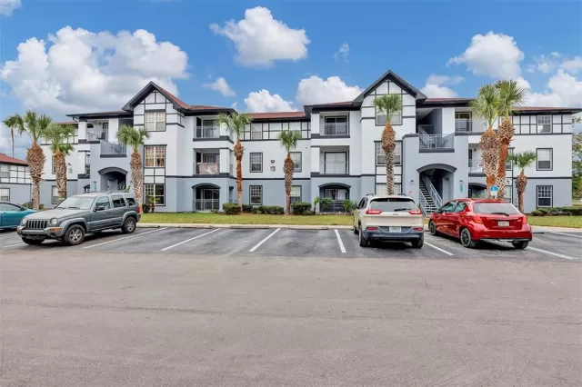 MLS: O6160014 Condo For Sale