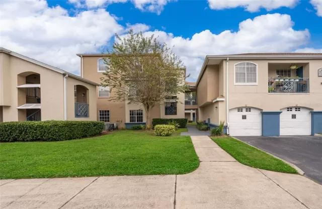 MLS: O6160332 Condo For Sale