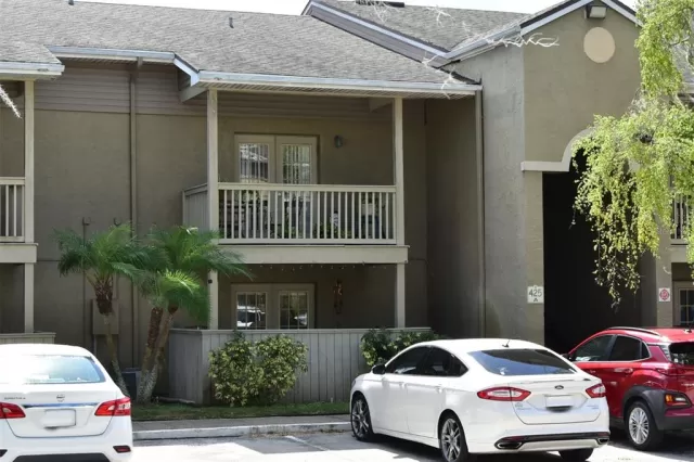 MLS: O6161081 Condo For Sale