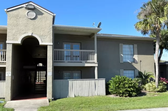 MLS: O6161087 Condo For Sale