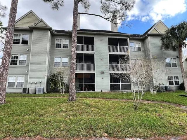 MLS: O6161472 Condo For Sale