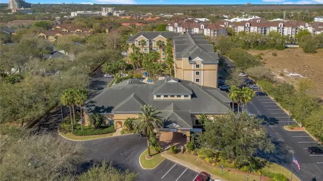 MLS: O6161992 Condo For Sale