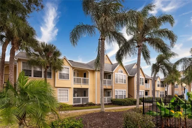 MLS: O6162131 Condo For Sale