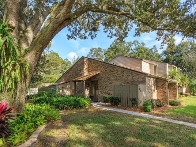 MLS: O6162938 Condo For Sale