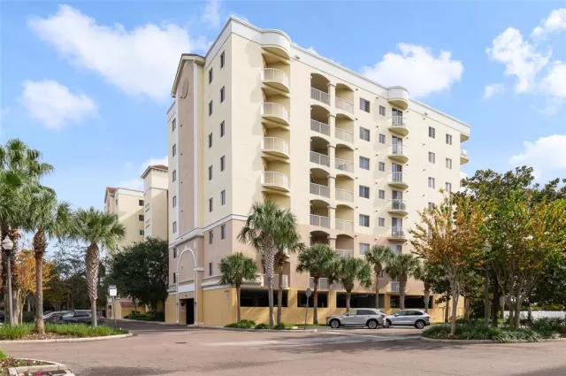 MLS: O6163132 Condo For Sale