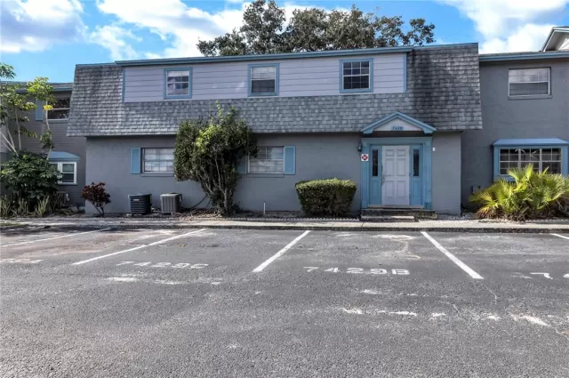 MLS: O6163225 Condo For Sale