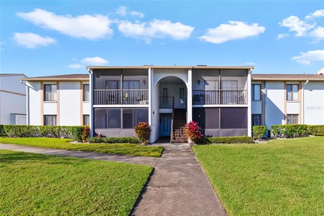 MLS: O6163309 Condo For Sale