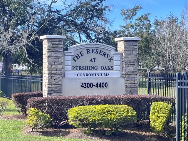 MLS: O6163566 Condo For Sale