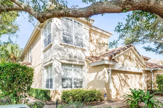 MLS: O6163987 Condo For Sale