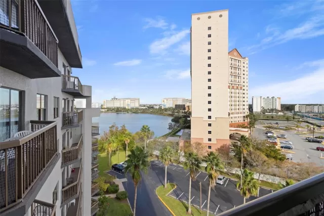 MLS: O6164118 Condo For Sale