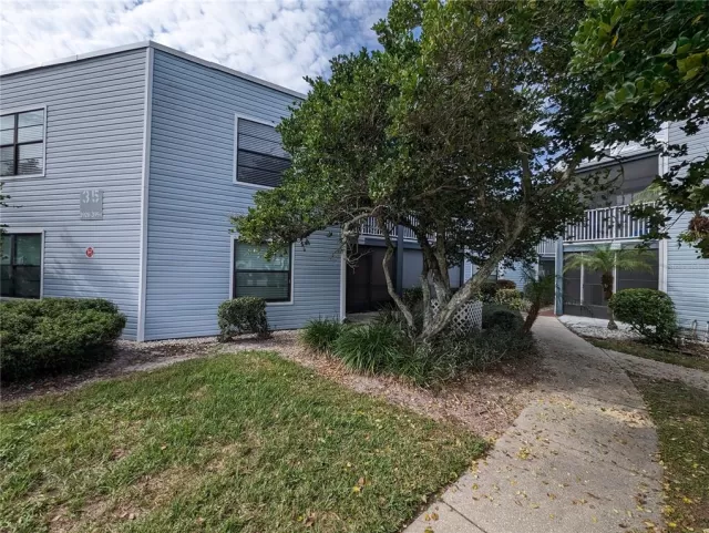 MLS: O6164644 Condo For Sale