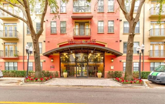 MLS: O6164651 Condo For Sale