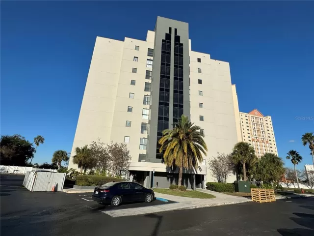 MLS: O6165137 Condo For Sale