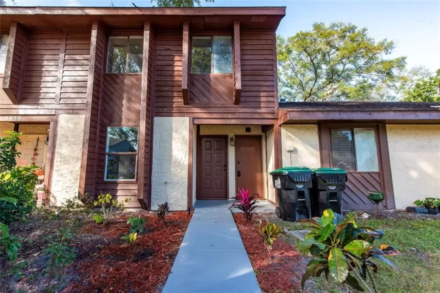 MLS: O6166304 Condo For Sale