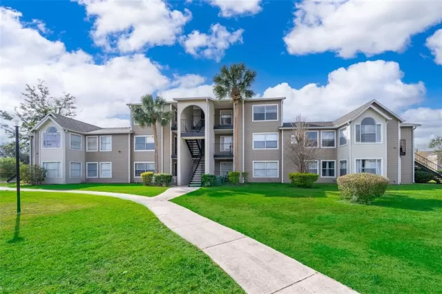 MLS: O6166421 Condo For Sale