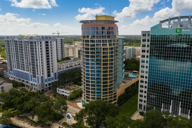 MLS: O6166867 Condo For Sale
